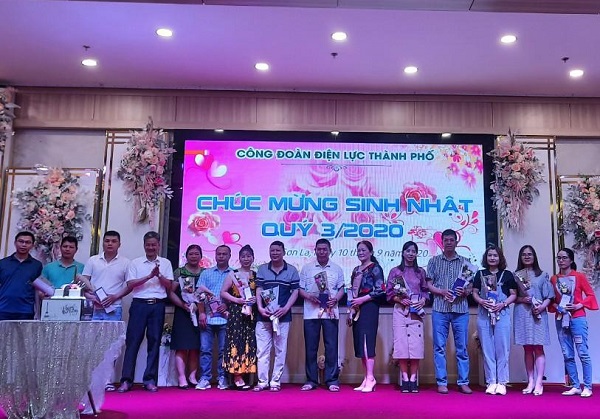 Điện lực Thành phố: Tổ chức sinh nhật quý III/2020
